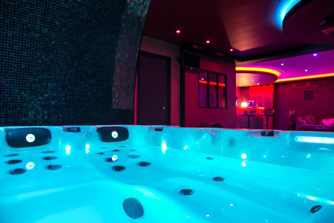 L'Insolite Spa Privatif "Suite Luxueuse-Jacuzzi" Toulouse Exterior photo